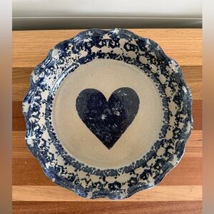 Stoneware Pie Plate Dish Blue & Cream Heart Design